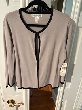 Jones New York NWT Taupe Shrug/cardigan with Black Trim XL